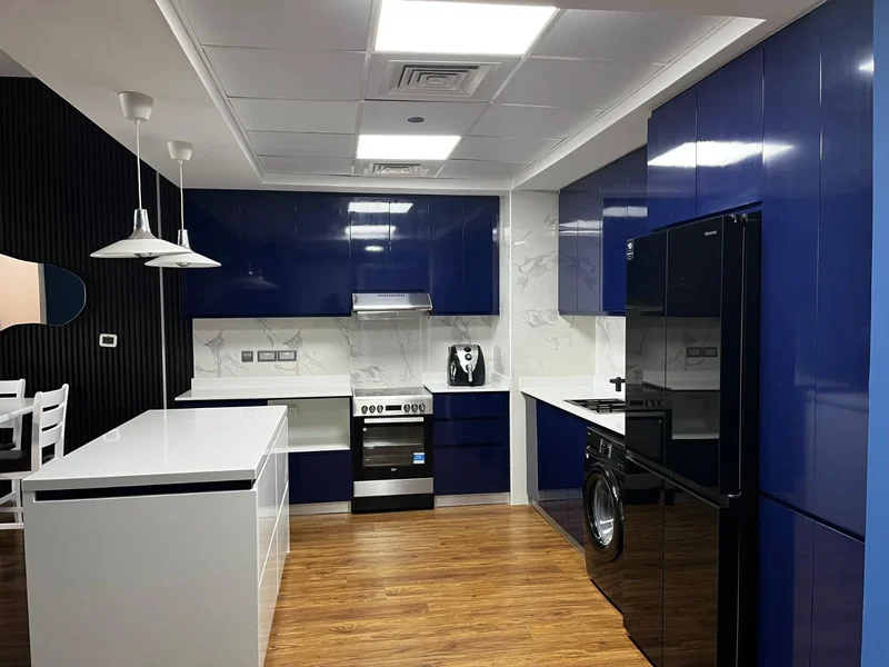Photos · 3